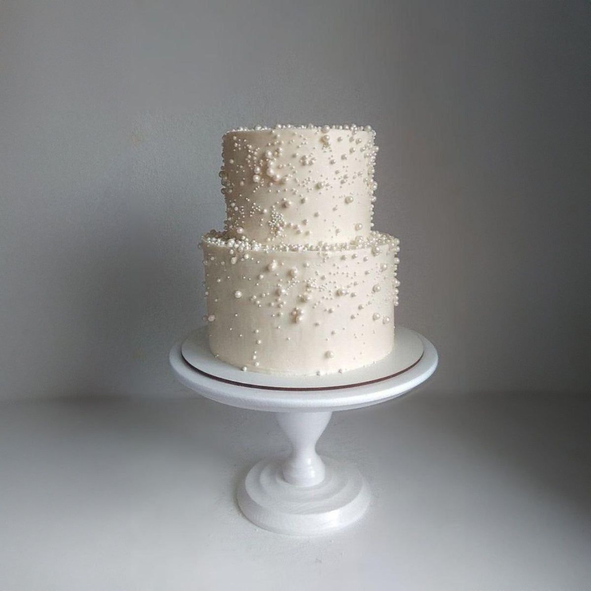 Pearl Luxe Cake